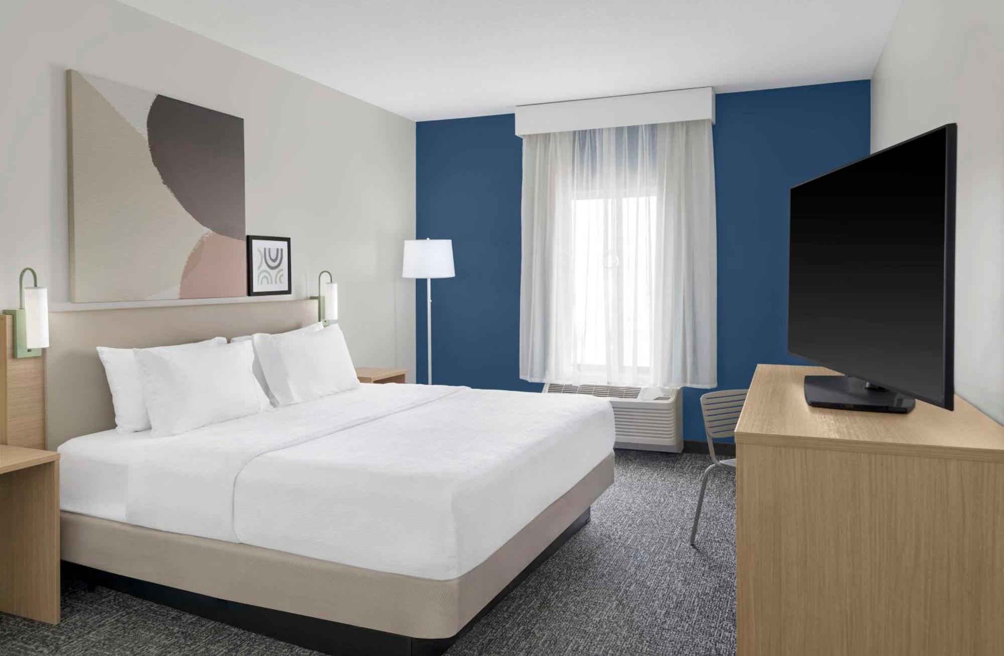 Spark By Hilton Lansing Dış mekan fotoğraf